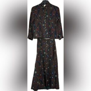 Vintage Geiger collections womens wool Top & Skirt size 34 & 36